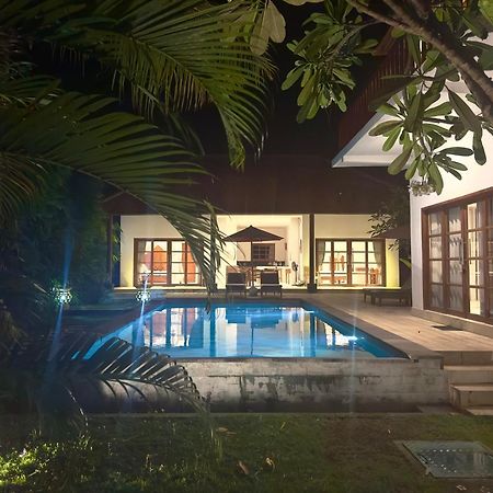 Villa Light - Amed Екстериор снимка